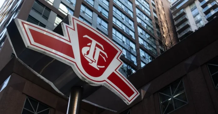 Major Toronto Subway Disruption on Line 2 Stretches Past 3 Hours