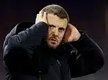 Jack Wilshere Faces Fan Abuse in Luton Town’s Tense Confrontation Jack Wilshere Faces Fan Abuse in Luton Town’s Tense Confrontation