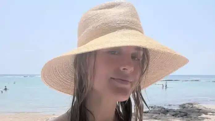 Eugenie Bouchard Debuts as BBC Wimbledon Pundit After Beach Break Eugenie Bouchard Debuts as BBC Wimbledon Pundit After Beach Break