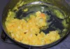 Scrambled Egg Secret: Water Over Milk for Ultimate Fluffiness