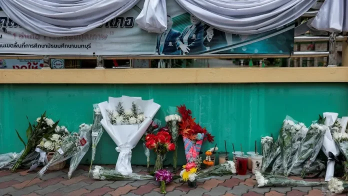 Thai Student Hid From Gunman, Urged Mom ‘Don’t Call’
