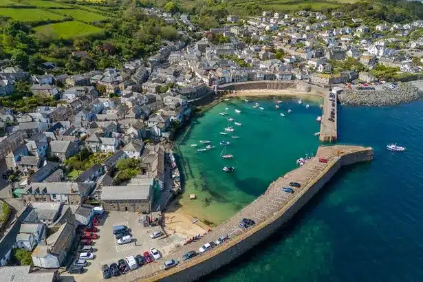 Accused Man Found Dead Below Cliff After Trial Absence