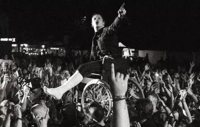 Yungblud Crowdsurfs in Wheelchair After Leg Injury