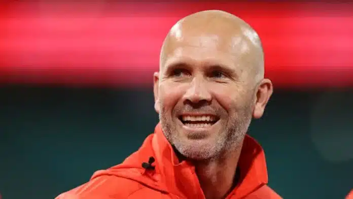 Essendon Coach Decision Looms: McVeigh Presents to Board