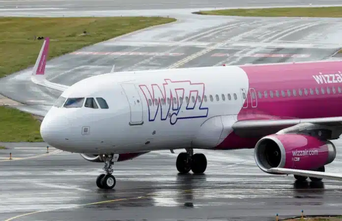 Wizz Air Neck Pillow Policy Sparks Fines for Passengers Wizz Air Neck Pillow Policy Sparks Fines for Passengers