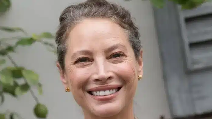 Christy Turlington, 57, Radiates Youthful Energy on Vacation Christy Turlington, 57, Radiates Youthful Energy on Vacation