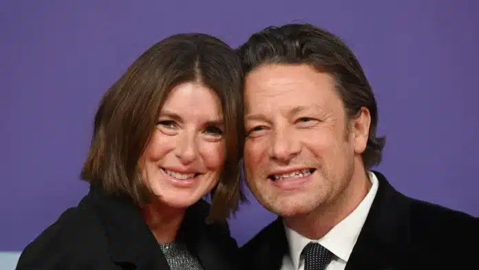 Jamie & Jools Oliver’s Unrecognizable Throwback Photo