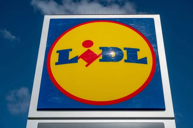 Lidl’s £10 Ultrasonic Diffuser Mimics Luxury £115 ‘Genie Bottle’ Design